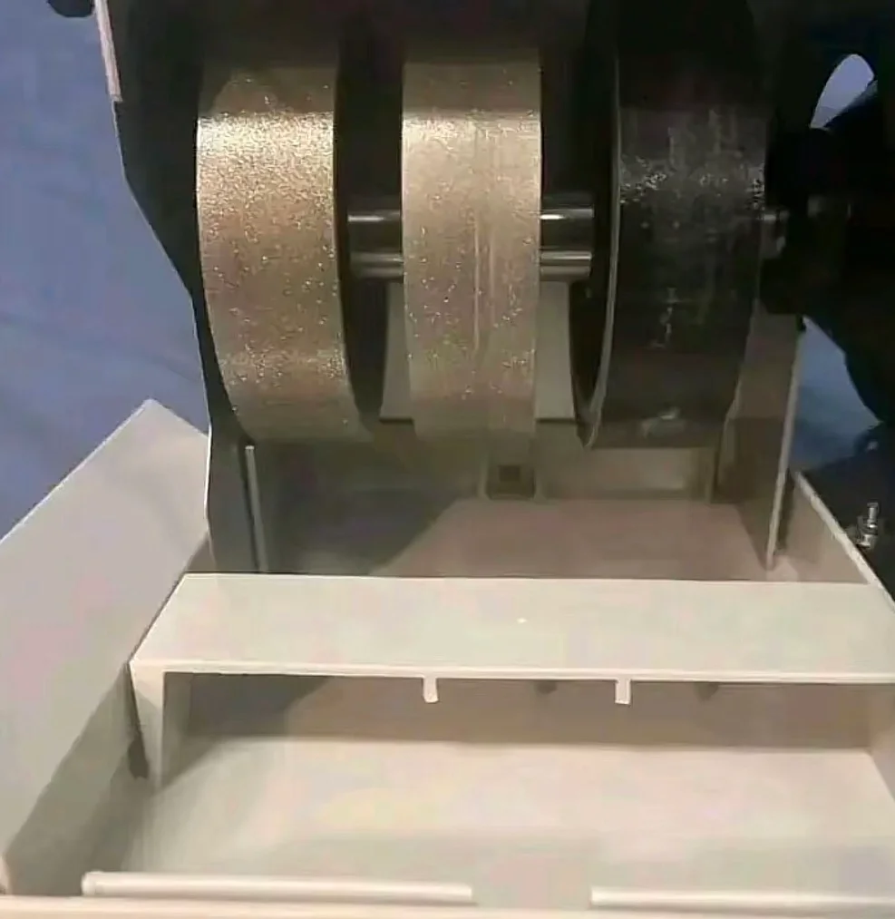 Lapidary Cabking 8 inch Machine – For Sale! - Image 3