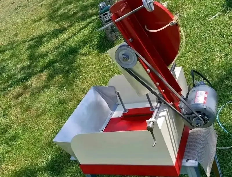 RockMaster 14″ Lapidary Drop Saw – Ultimate Cutting Power!